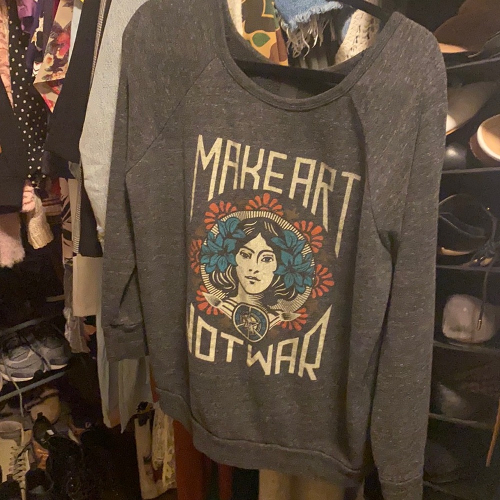 Obey sweatshirt
